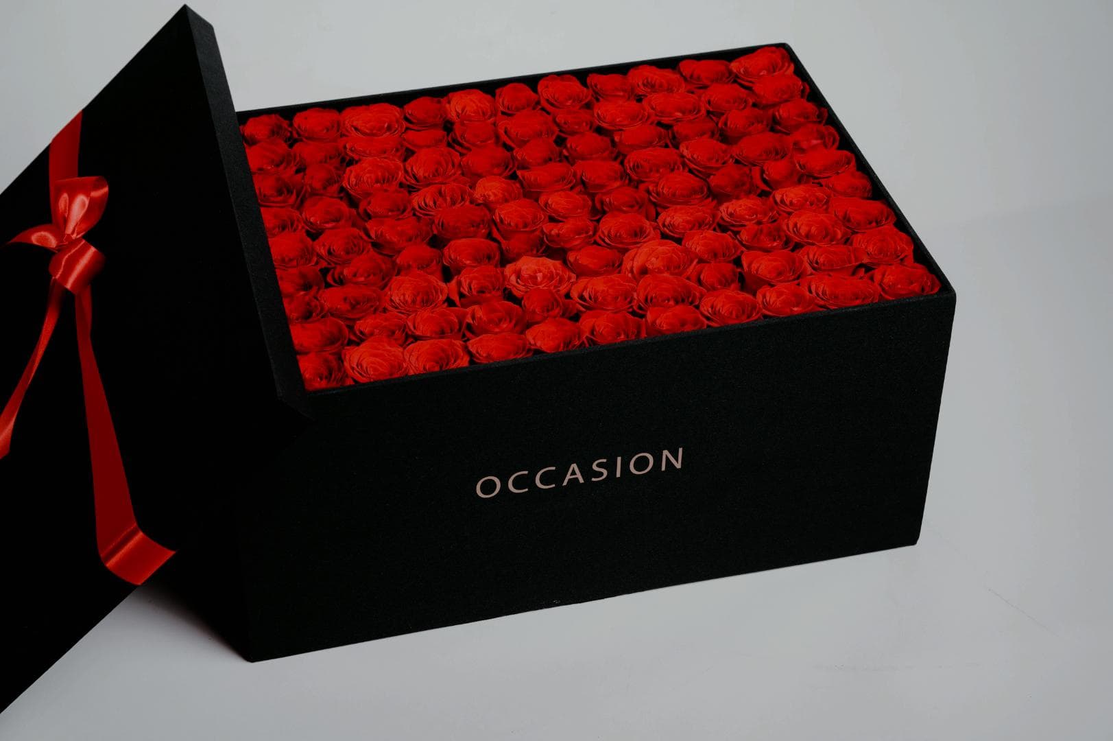 Caja 5 Negra con 108 Rouge Roses