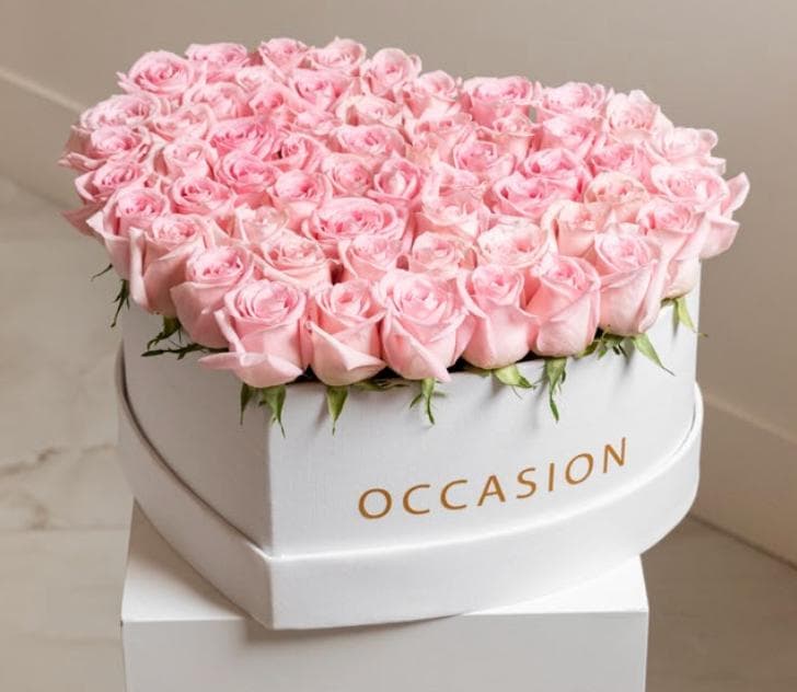 Corazón blanco 45 Soft Pink Roses Por fuera