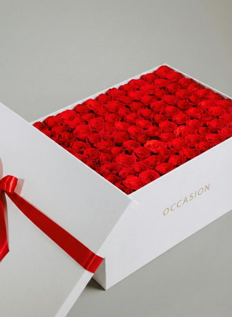 Caja 5 Blanca con 108 Rouge Roses
