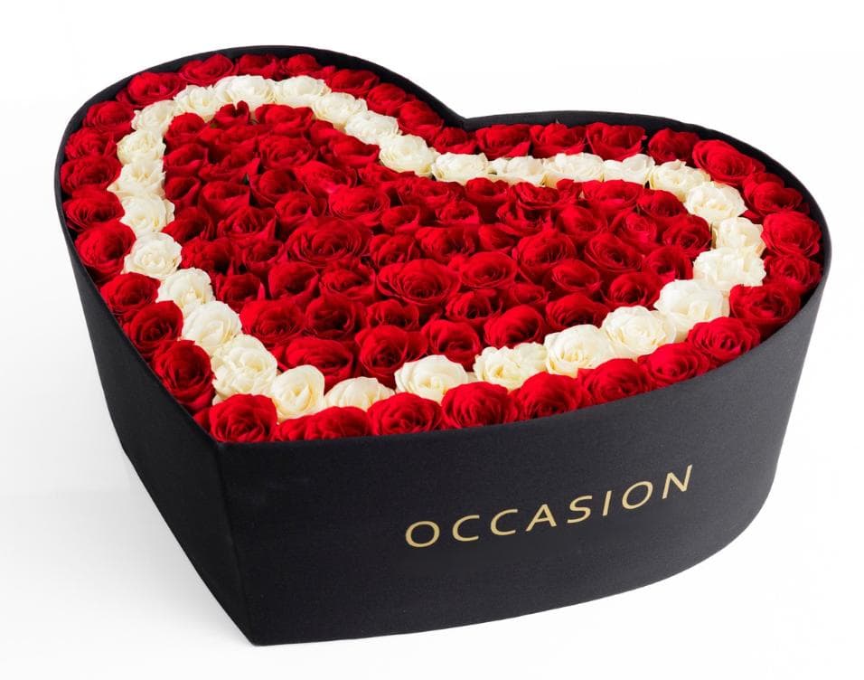 Corazon negro 100 Rouge & contorno con Snow roses