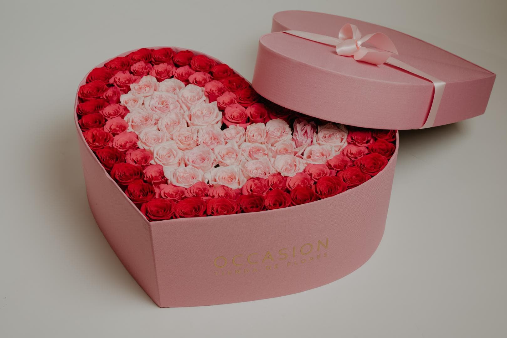 Corazón rosa 100 Rouge Rouge Roses con 2 contornos con Barbie Roses & Soft pink.